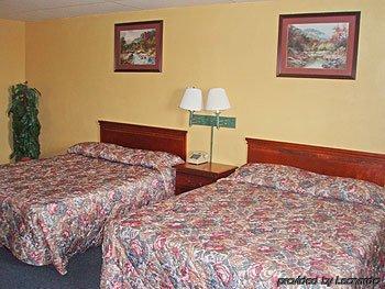 Star Motel Macomb Room photo