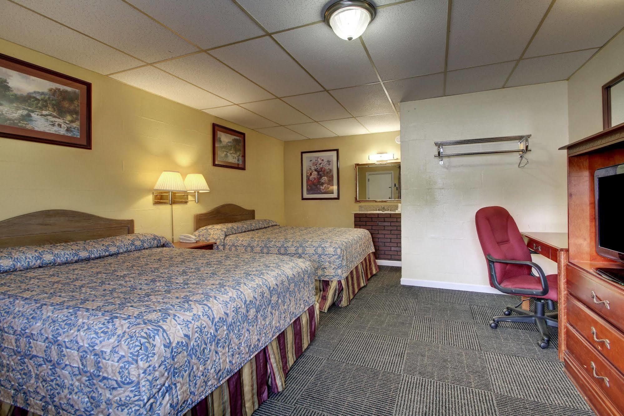 Star Motel Macomb Exterior photo
